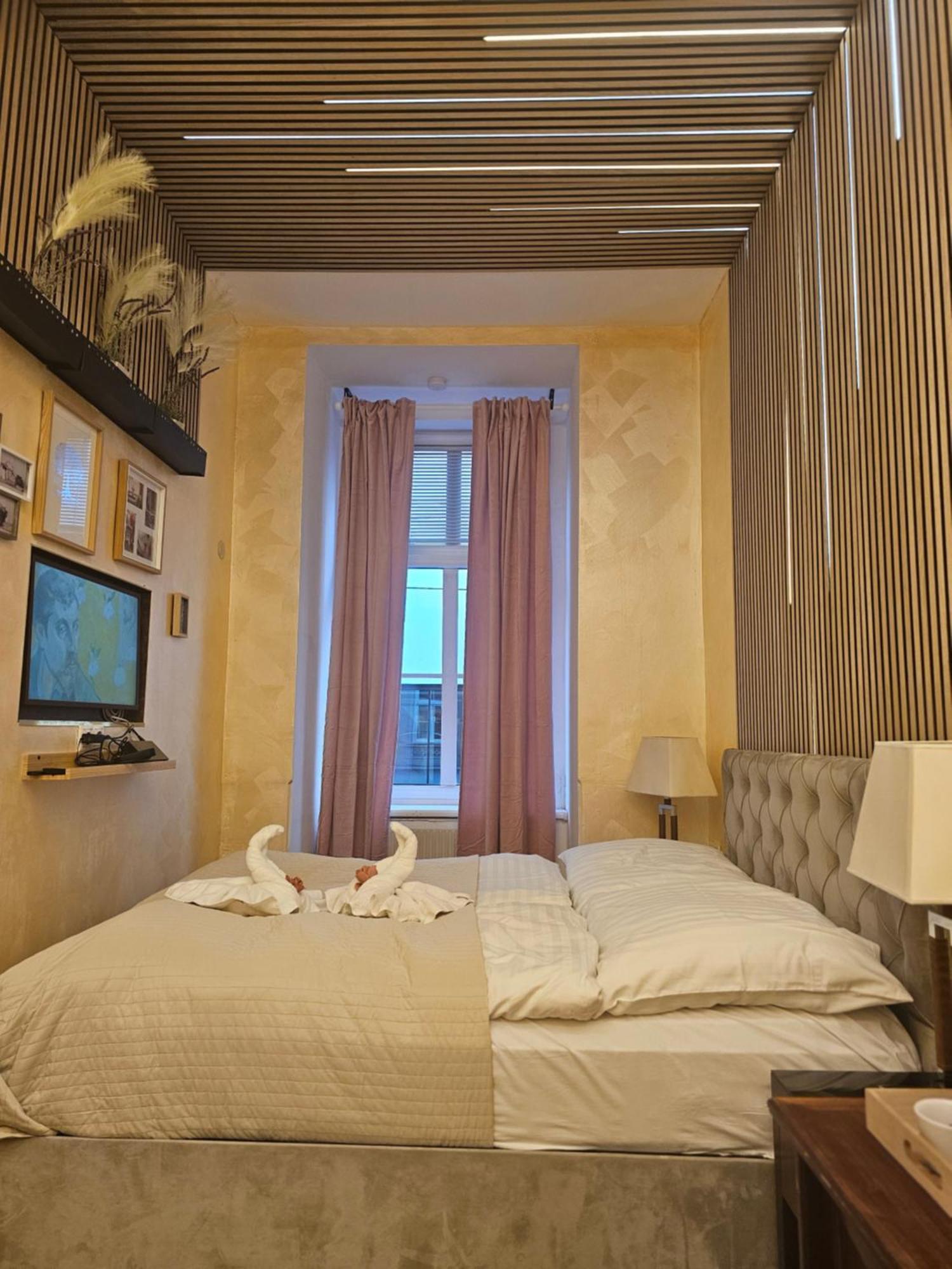 Urban Boutique Hotel Viena Quarto foto